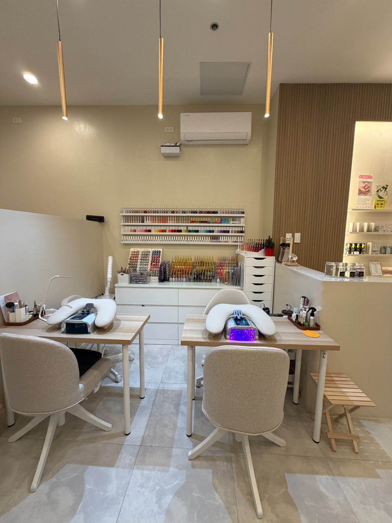 BoniBeautyPH nail stations
