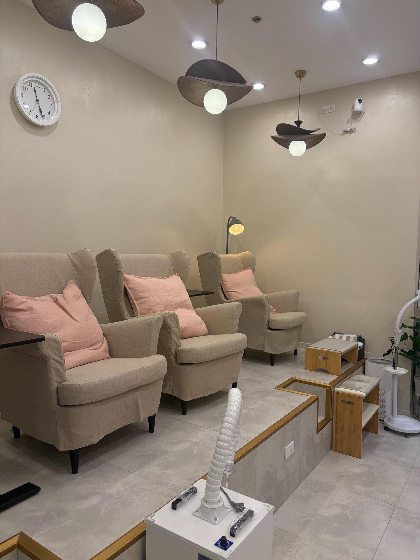 Salon chairs